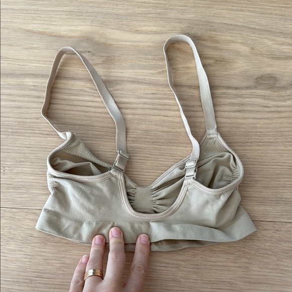 SKIMS | Bralette | Beige/ Tan | size small - Picture 2 of 4